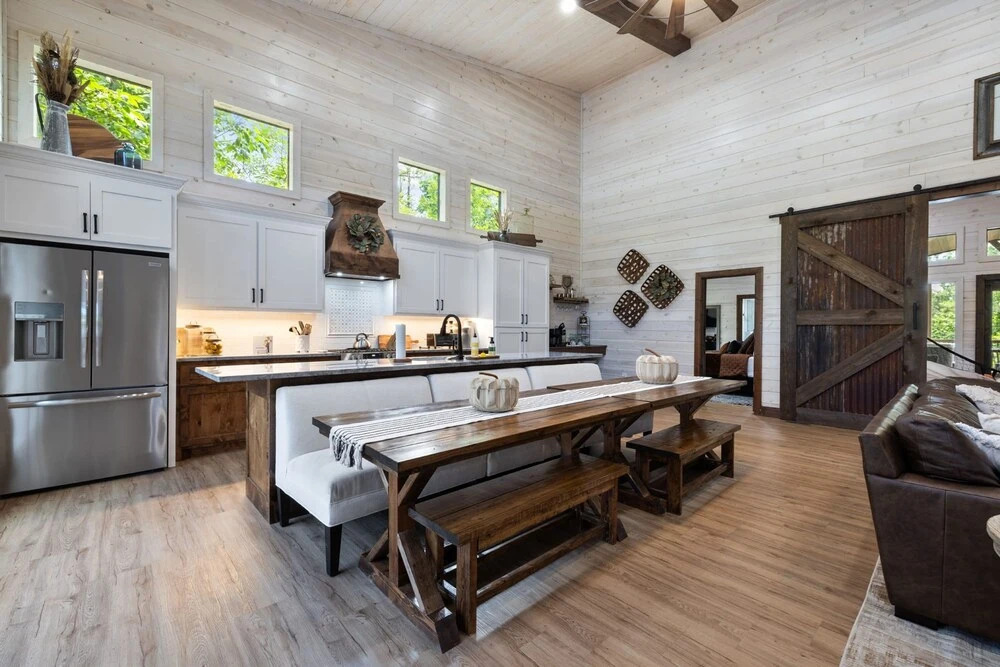Chic Rustic Cabin Woodsy Retreat in Eagle Mt
