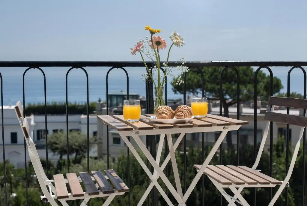 BayView Posillipo, modern, spacious, kids-friendly, stunning view