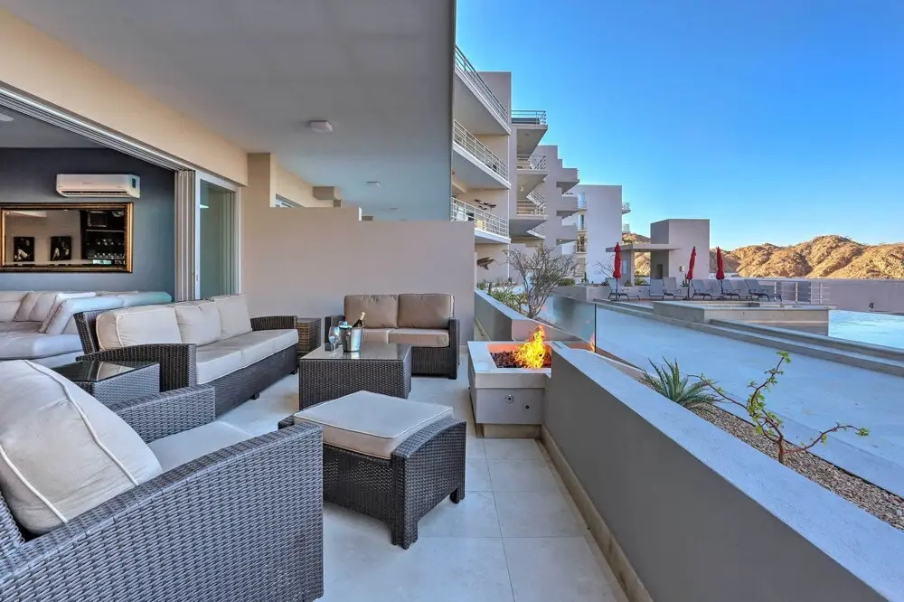Luxe Mtn Top Retreat w/ Pool Access & Sea View