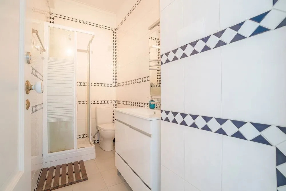 BLUE Boutique Hostel & Suites