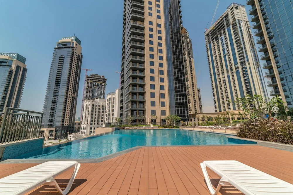 LUX The Creek Palace Residence Suite