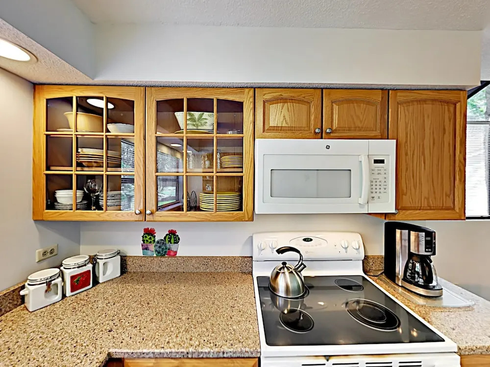 11 Lake Forest Drive Home #3360 2 Bedrooms 3 Bathrooms Home