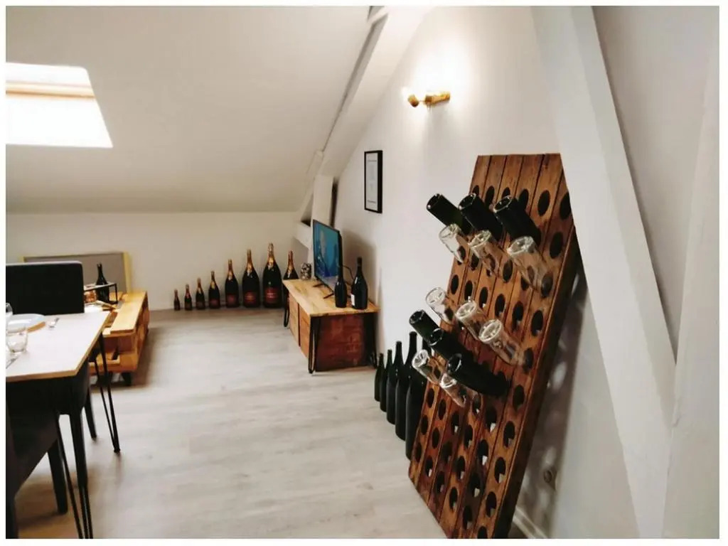 Studio Champagne