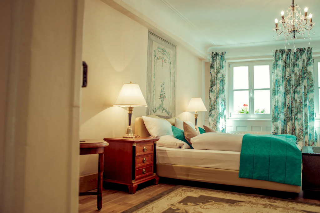Chin-Chin Hotel ehemals Bohemian Hotel