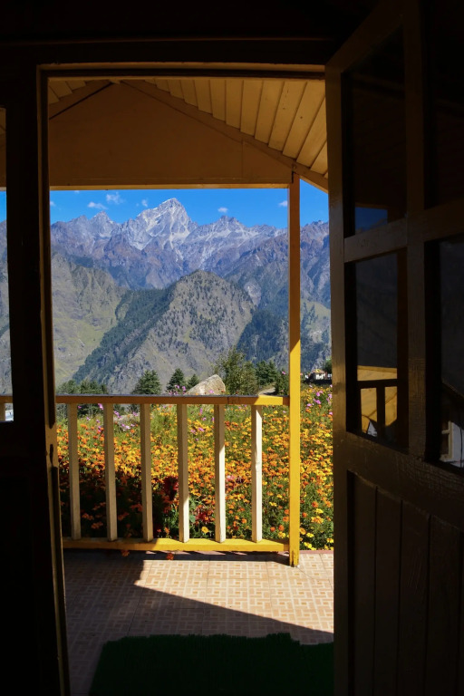 Auli Resort