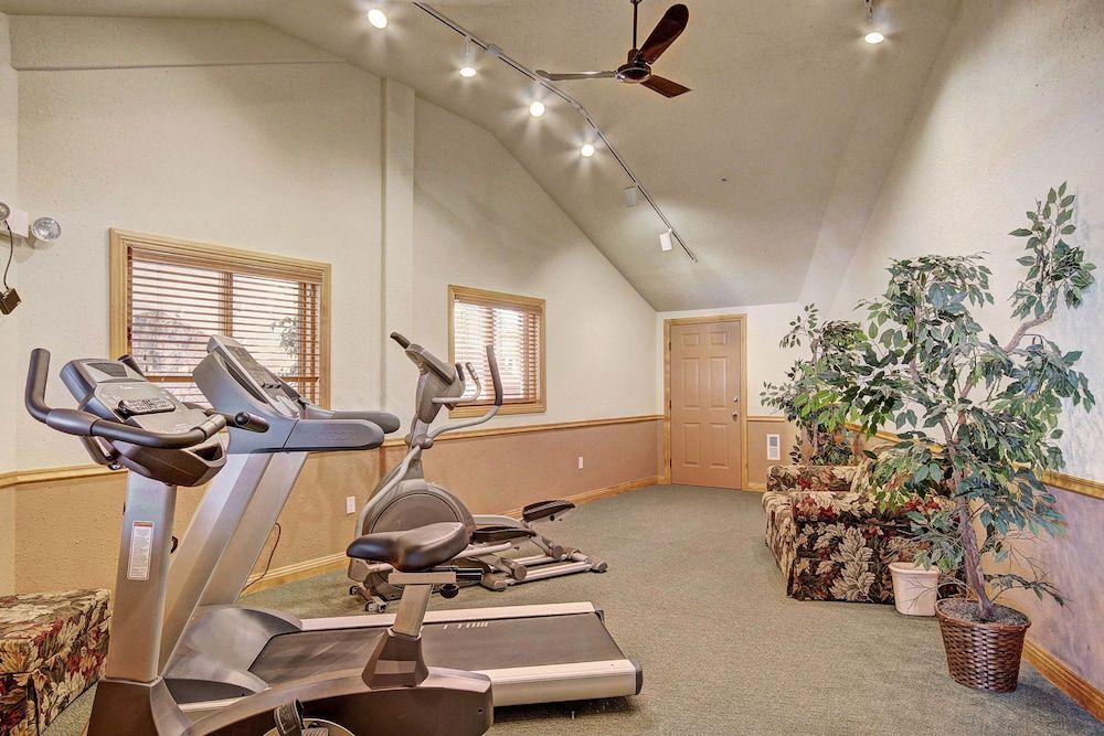 5983 Hidden River Lodge 3 Bedroom Condo by RedAwning