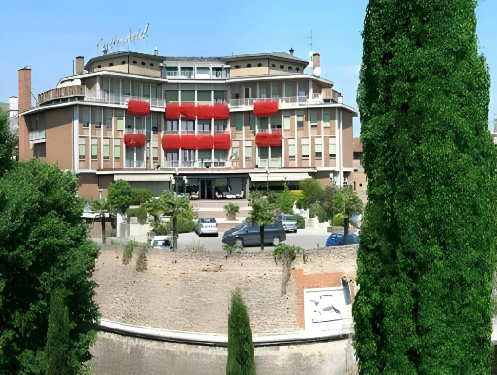 Hotel Carlton
