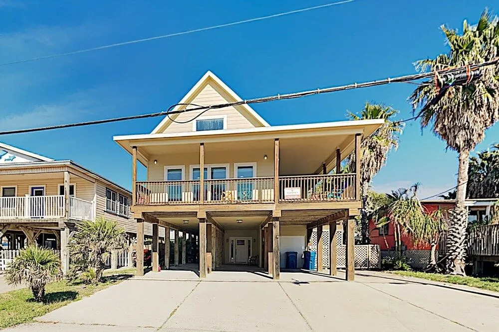 4BR 4BA Beach Beauty Port Aransas by RedAwning