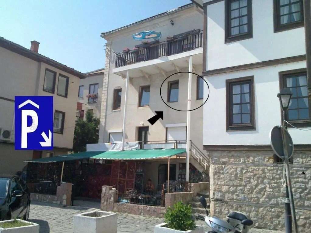 Savin Apartments
