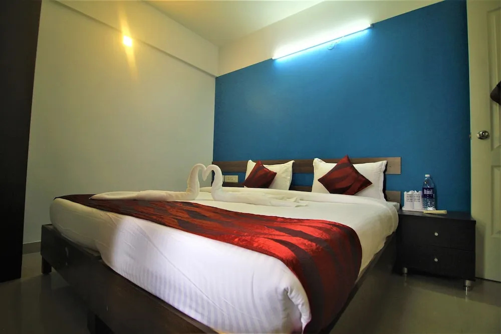 EZ Suites