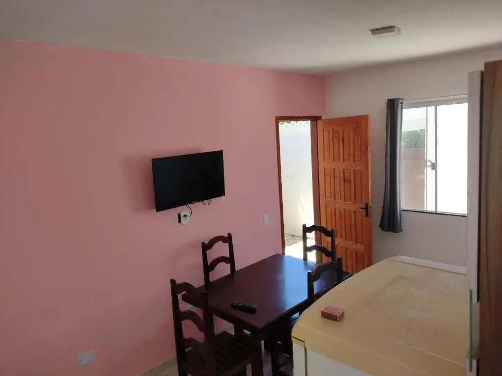 Casa inteira con piscina compartilhada