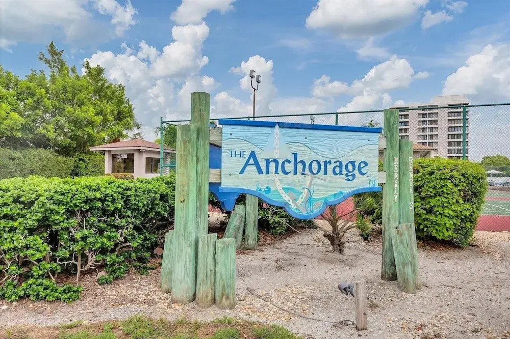 Anchorage Resort 7th Floor 2-Bedroom Condo w Private Balcony Beach Access 2 Condo