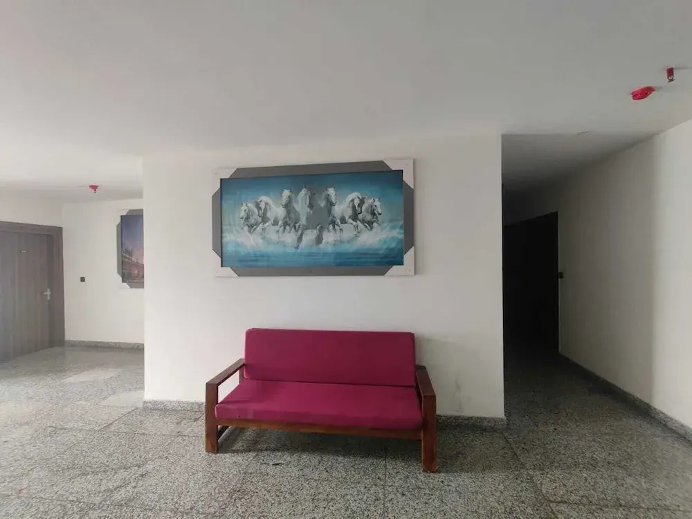 Hotel Noida Grand