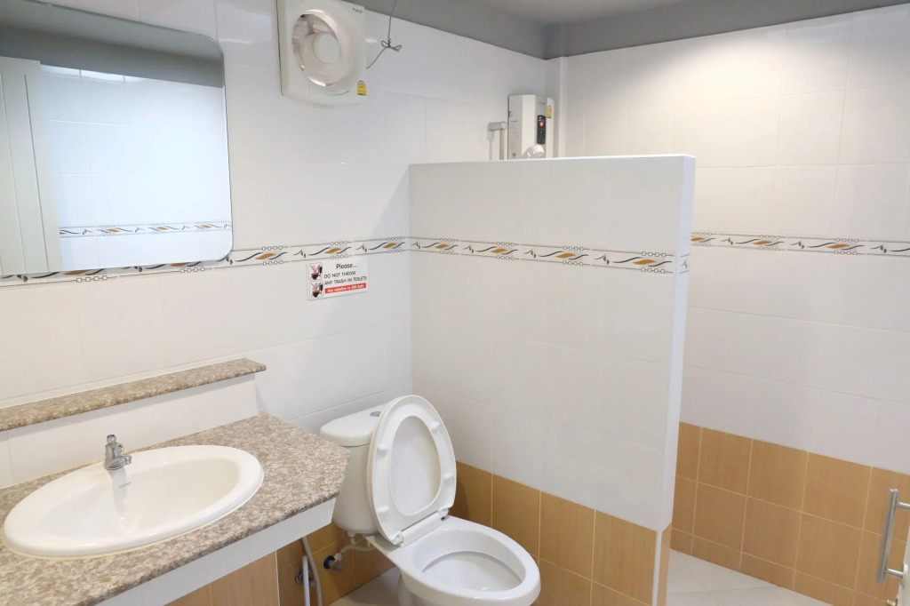 Warmwell Hostel
