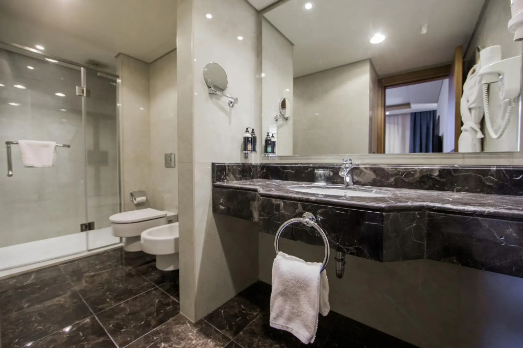 Gems Hotel