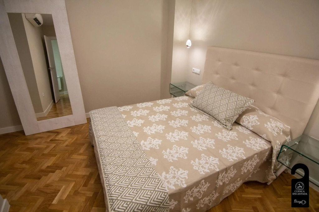 HabitaHost Cervantes
