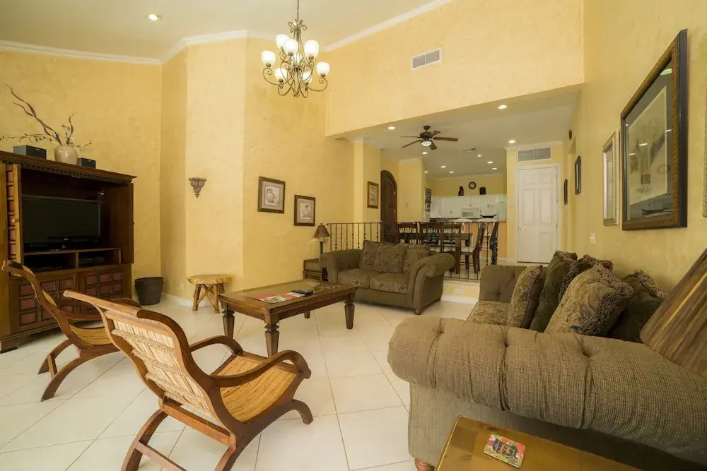 Del Mar Condominiums