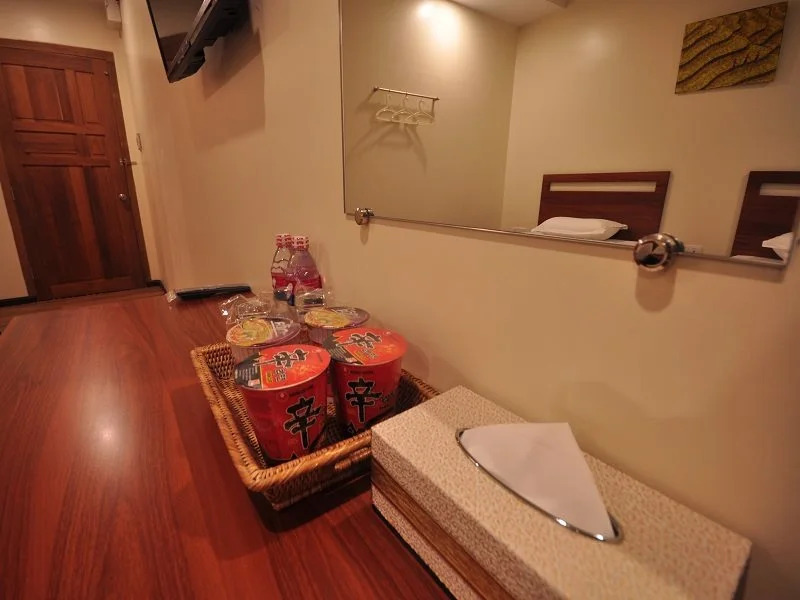 Pathi Hotel