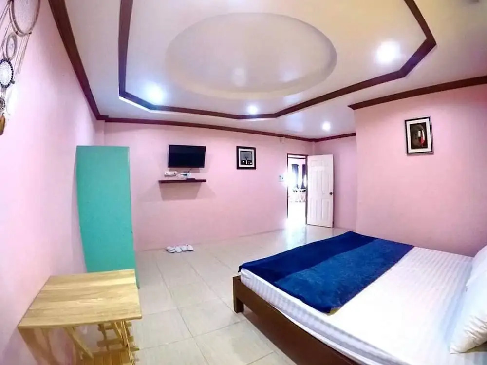 บ้านพักการ์ฟิลด์ ซีวิว เกาะล้าน
