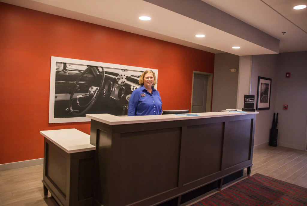 Hampton Inn-Pontiac