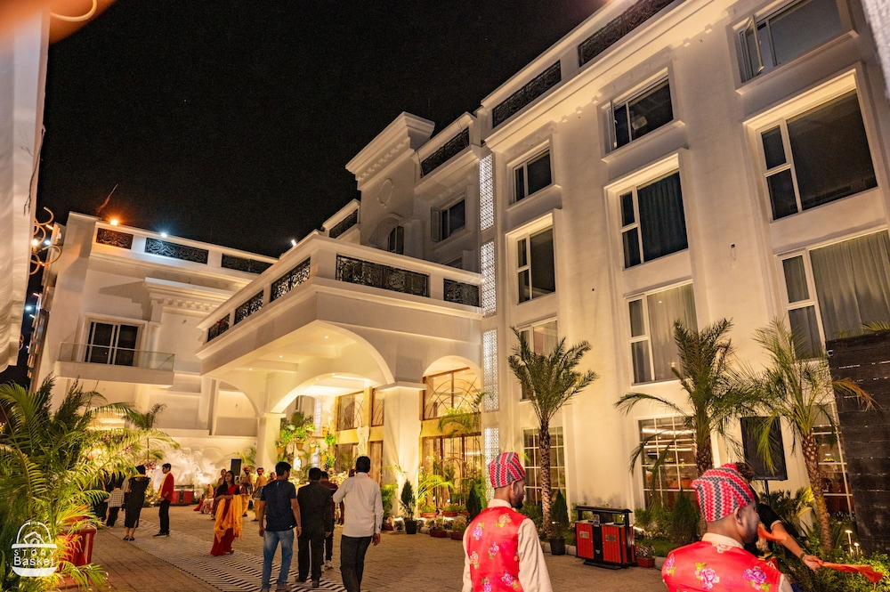 The Grand Casa