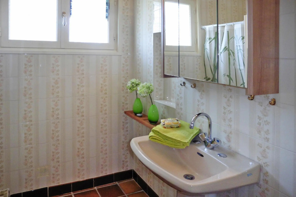 Holiday Home in Plozevet Near Beaches