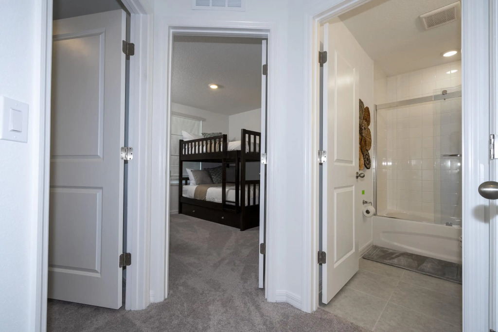 Charming 3Bd Close to Disney Festival 1026