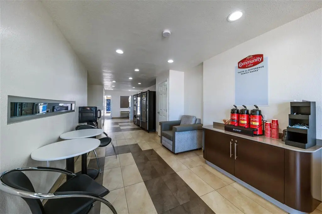 Motel 6-Dallas, TX - Farmers Branch