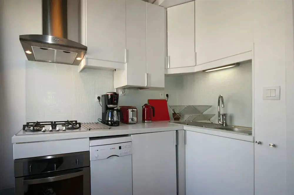 My Apartment in Paris Jonquiere