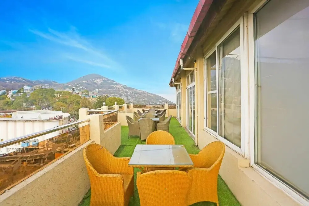 Stylish Room With Mesmerizing View Dharamshala
