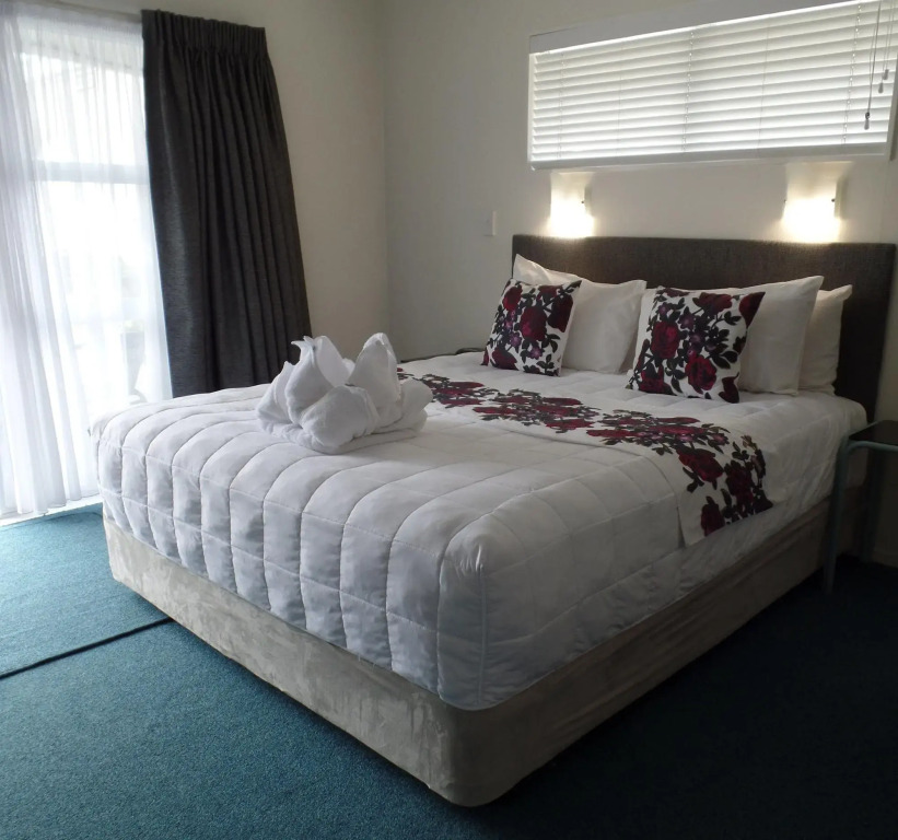 Palm Court Motor Inn