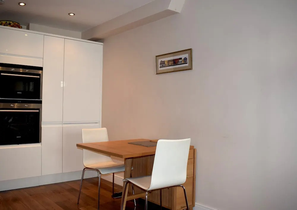 Cosy Studio Apartment in Angel