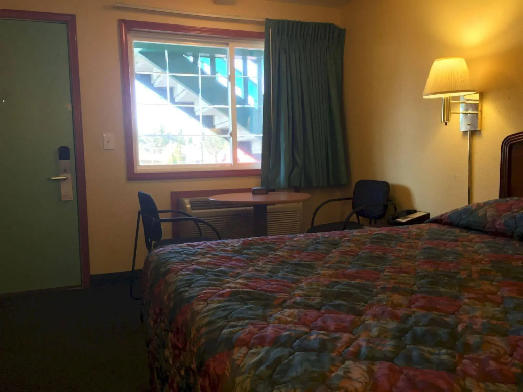 Basecamp Puyallup a Travelodge by Wyndham