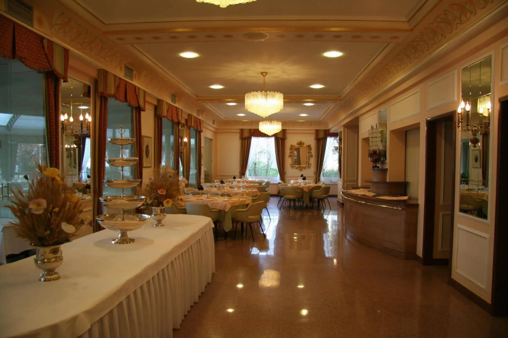 Hotel Astoria