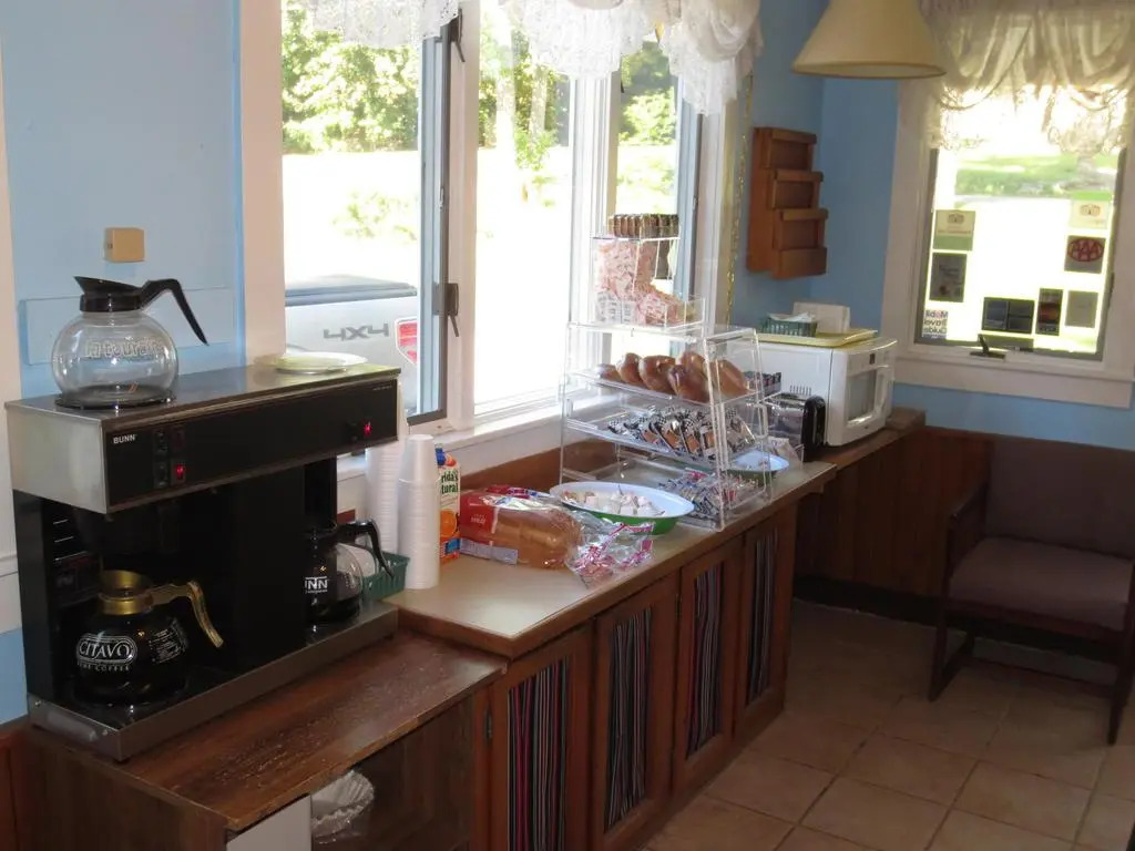 Hickory Grove Motor Inn - Cooperstown