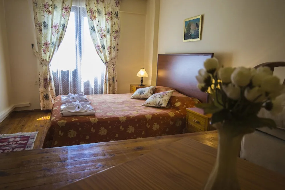 Kalkan Kleo Pension Guesthouse