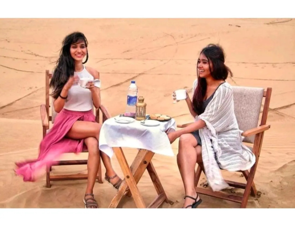 Golden Sandstone Hotel Desert Safari Camp
