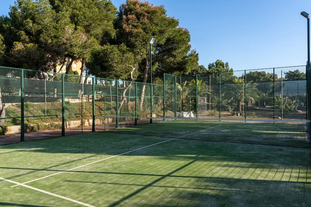 Costa Blanca Explore Hotel