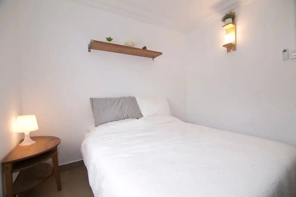 Charming 3BR Home in Quiet Neighbourhood
