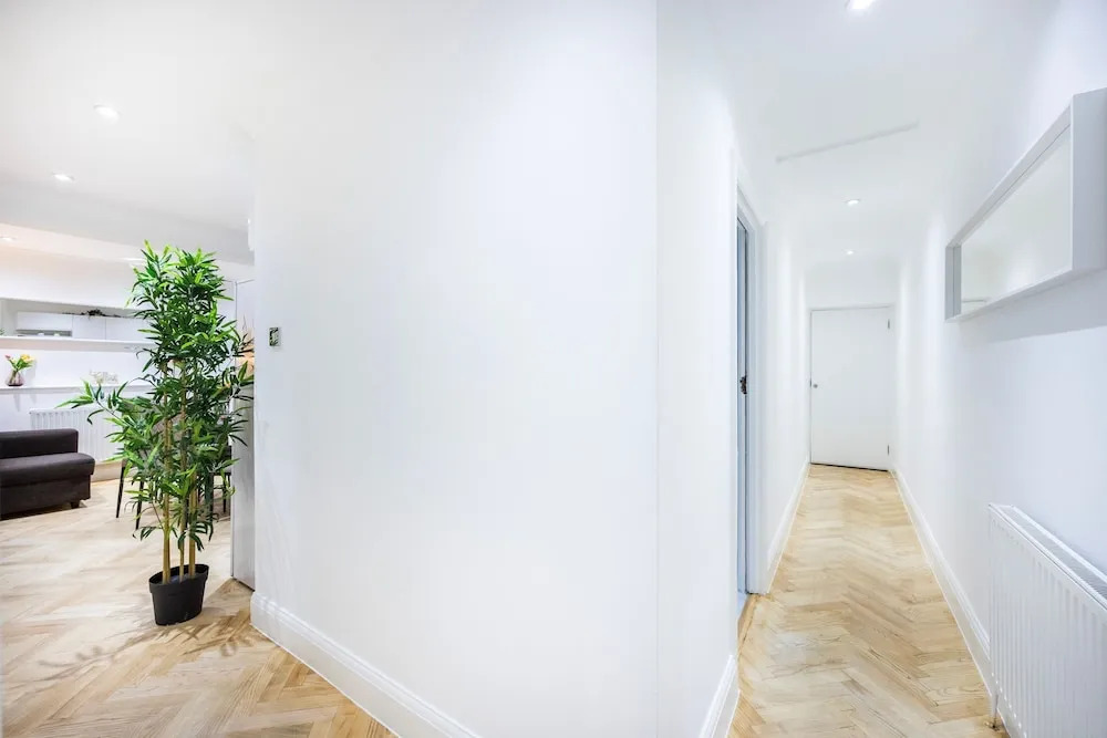 2 Bedroom Charming Family Apartment