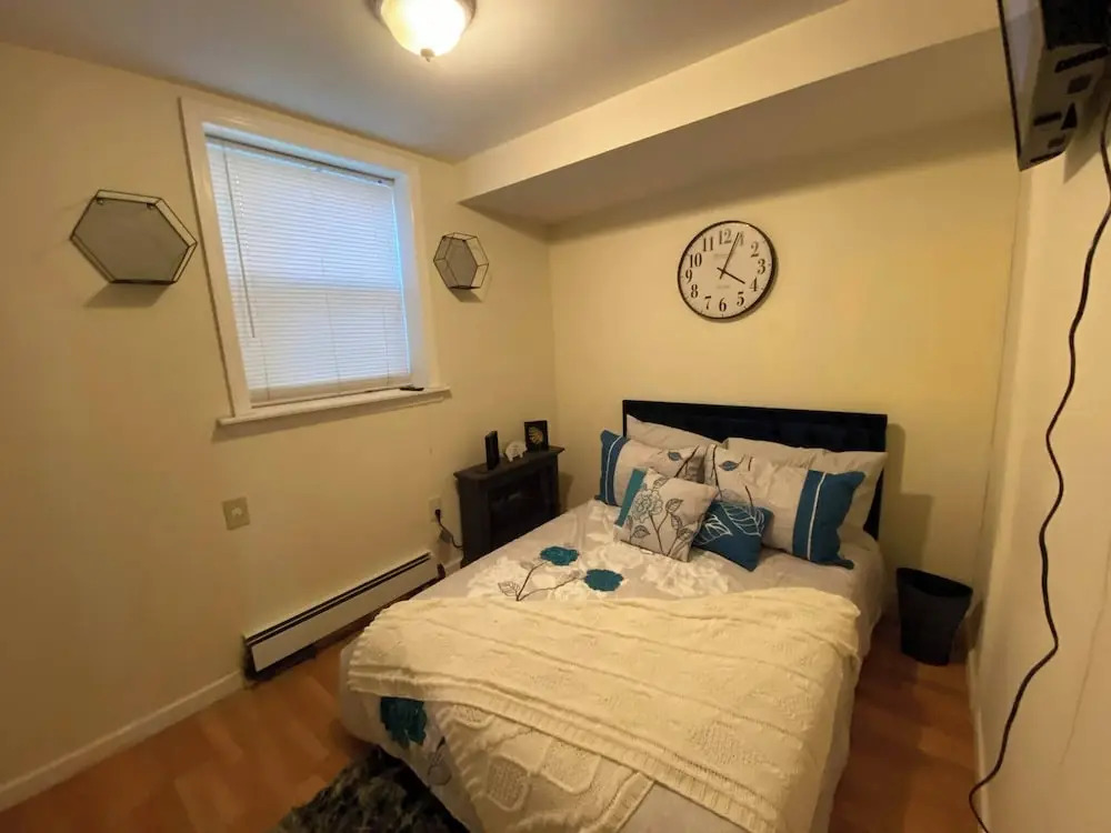 Lovely 2 Bedroom In Brooklyn Sleeps 5