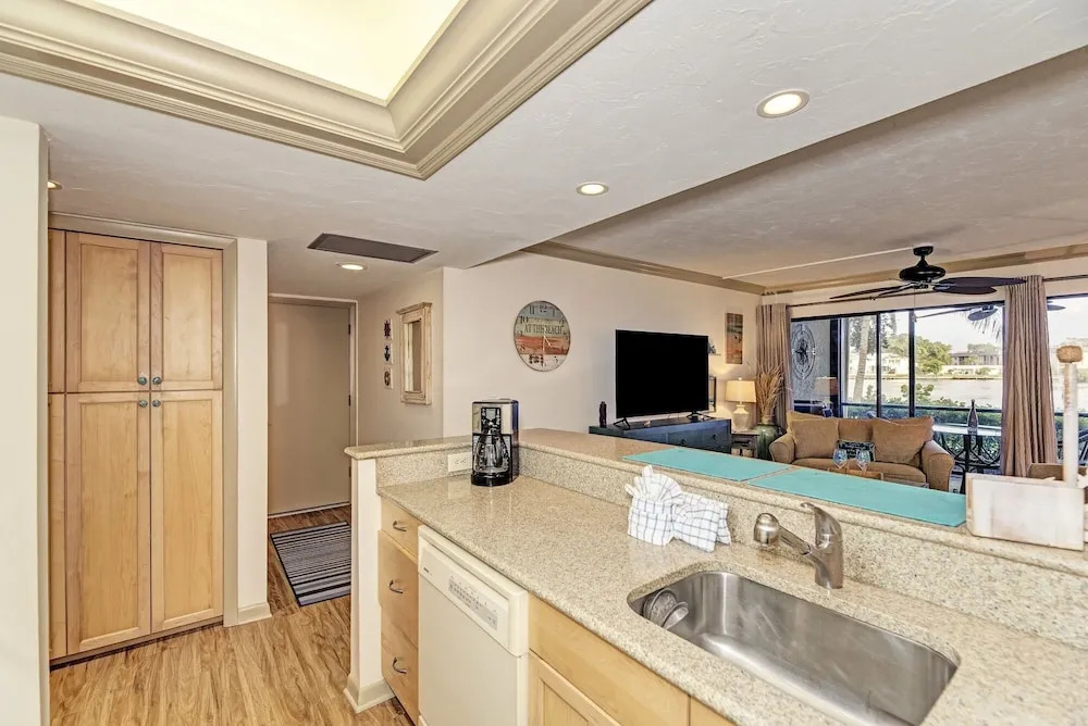 Midnight Cove Ii 210f- Serenity On Intercoastal 2 Bedroom Apts