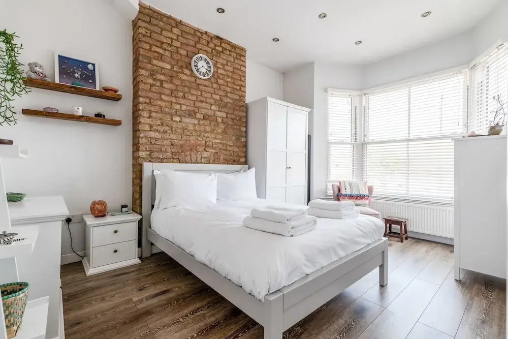 Chic and Cheerful Flat in Willesden Green
