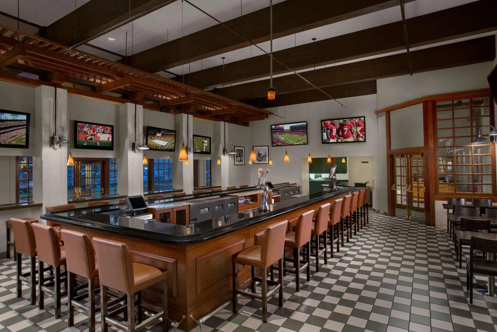 Hilton Oakland Airport Hotel
