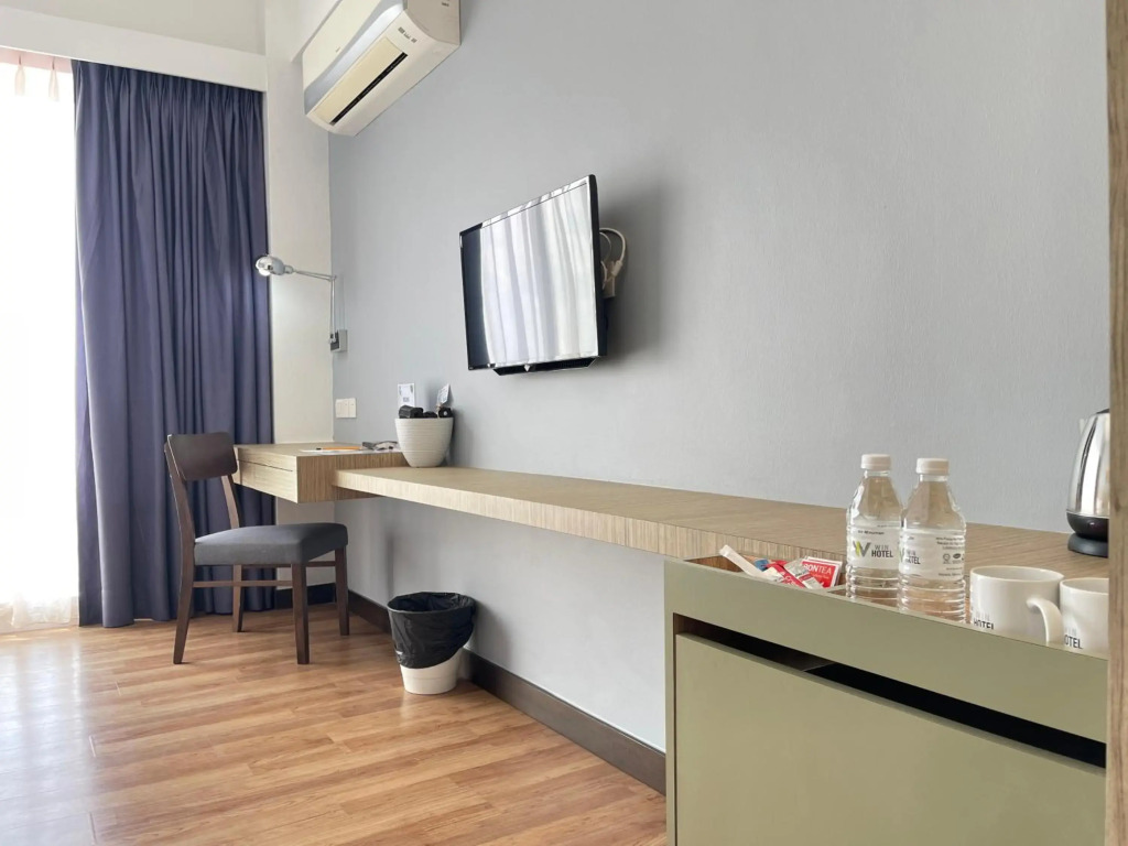 Win Hotel