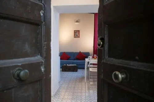 La Pazziella Flat