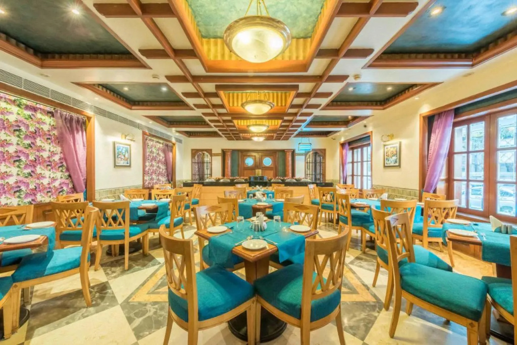 Hotel Parle International