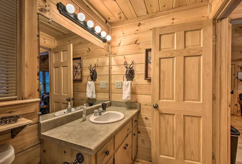 Cherry Log Cabin: 10 Min to Ellijay/blue Ridge!