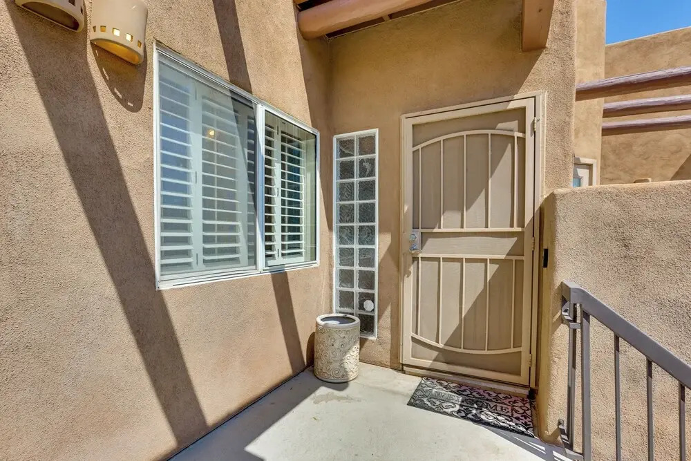 1 Mi to Old Town! Golf Getaway in Pueblo Verde