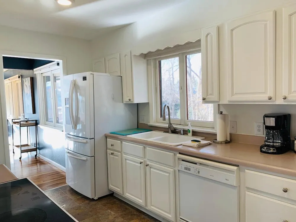 Family-Friendly, Fireside Nest Near Old Town!